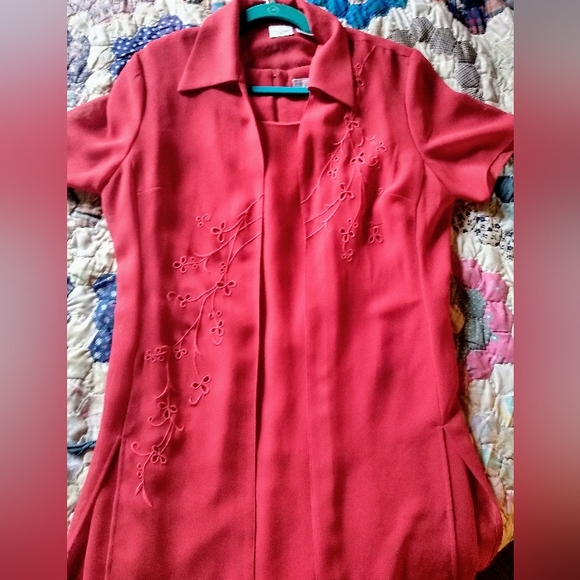 Studio C ,Red Chiffon party dress - Picture 5 of 5